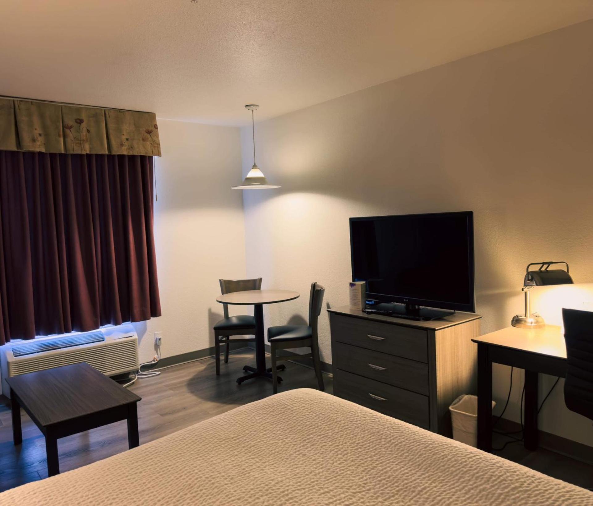 Super 8 By Wyndham Dawson Creek Hotel Exterior foto