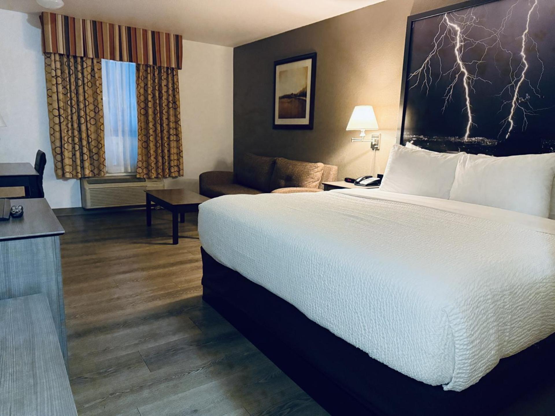 Super 8 By Wyndham Dawson Creek Hotel Exterior foto